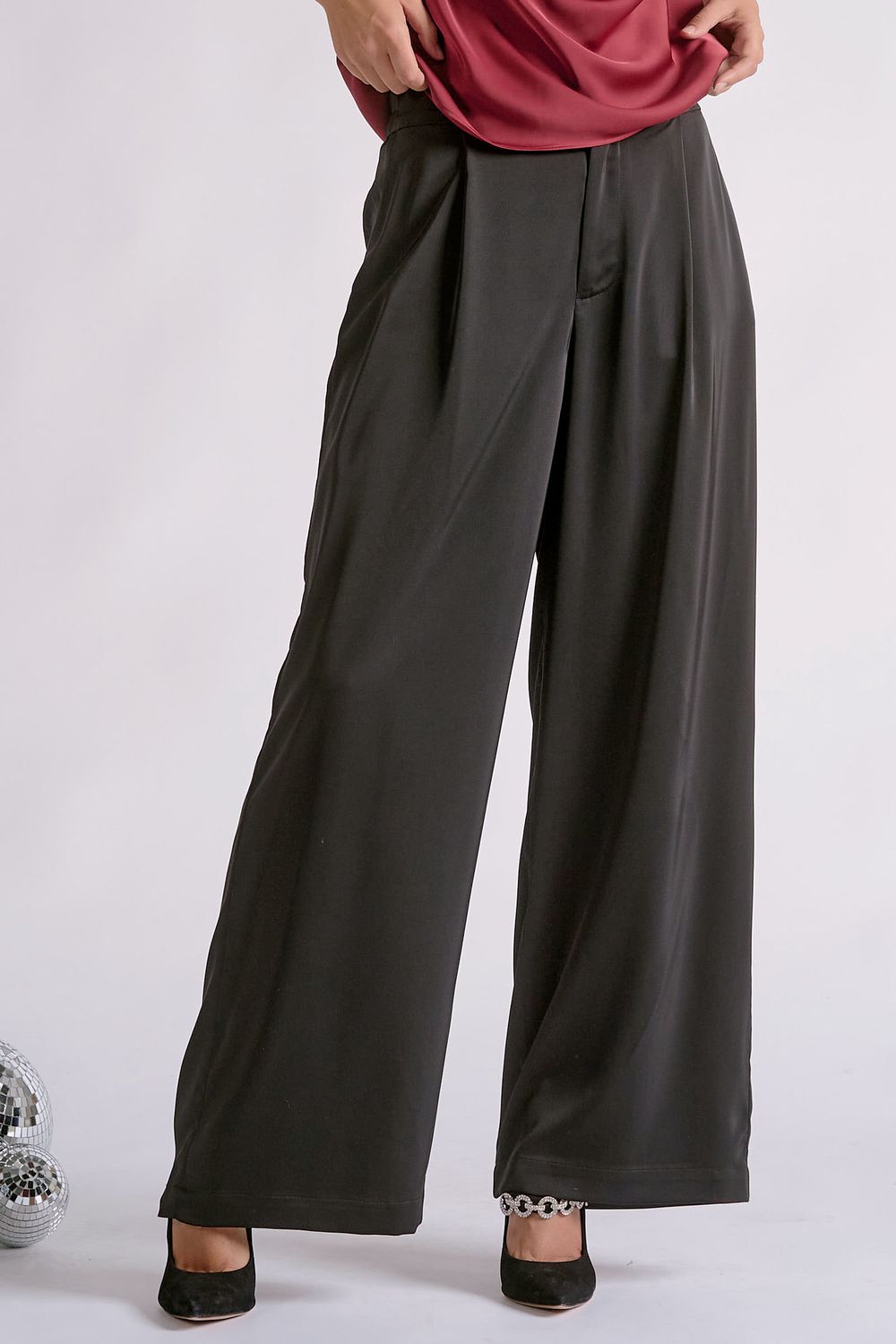 Pleated Wide Legs