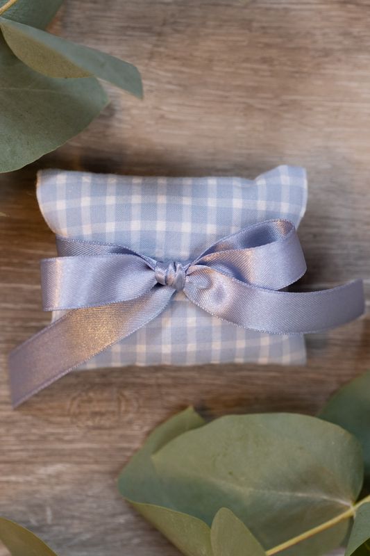 BUSTINA BOMBONIERA A QUADRETTI AZZURRI ARTIGIANALE