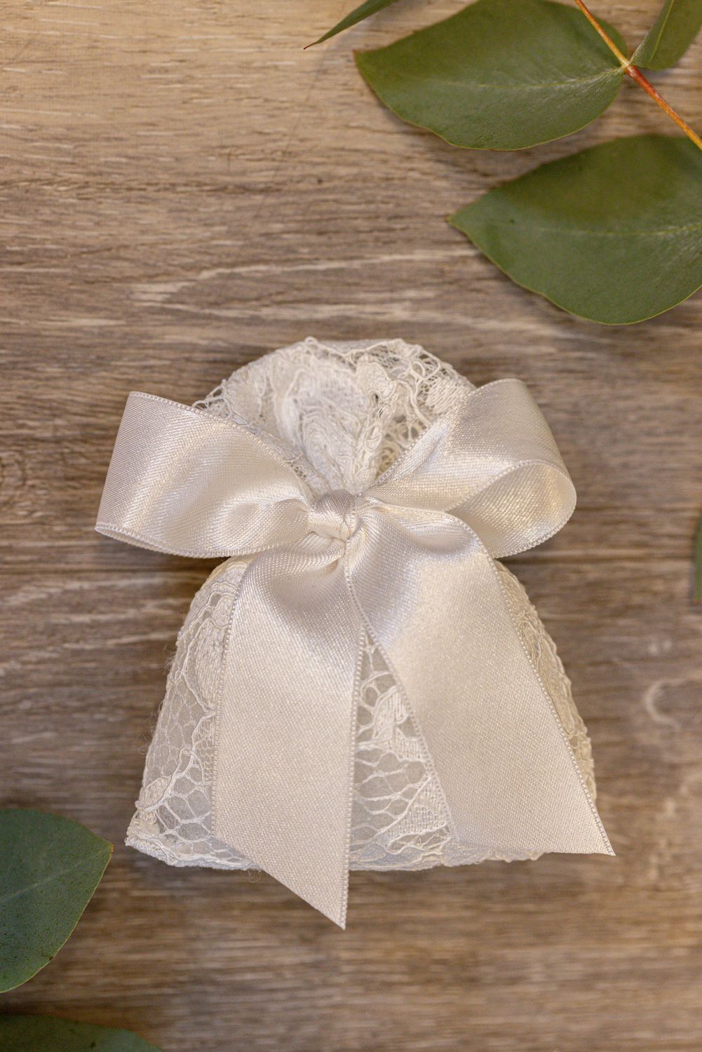 SACCHETTO BOMBONIERA PIZZO BIANCO ARTIGIANALE
