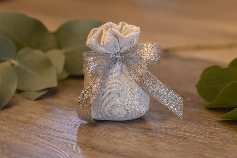 SACCHETTO BOMBONIERA IN GLITTER ARGENTO ARTIGIANALE