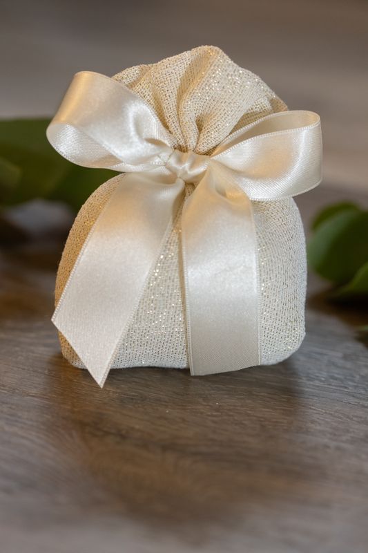 SACCHETTO BOMBONIERA LUREX ORO ARTIGIANALE