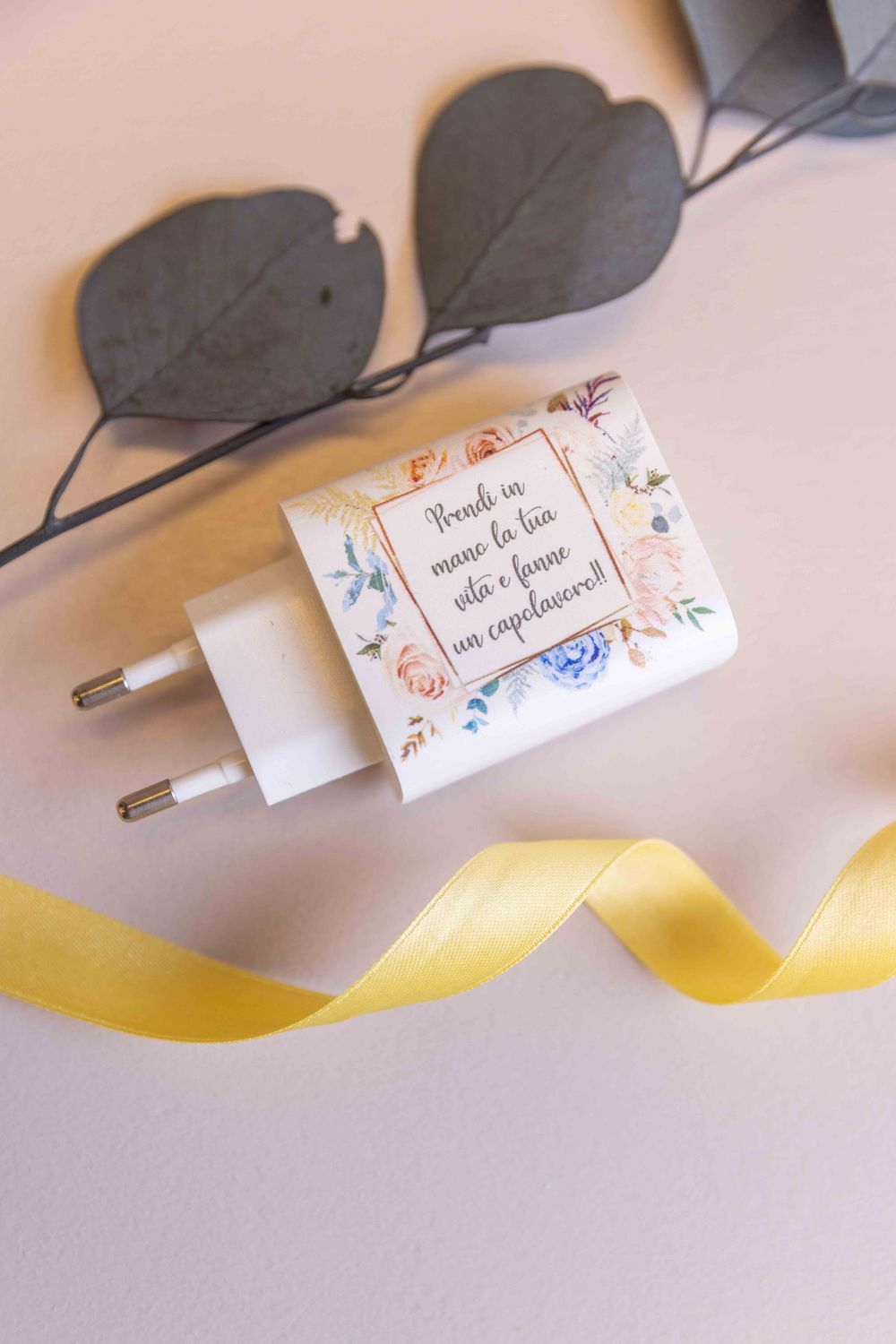 CARICA BATTERIE UNIVERSALE