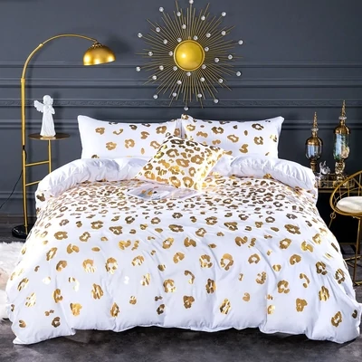 Gold Lip Print Bronzing 3 Pcs Bedding Set