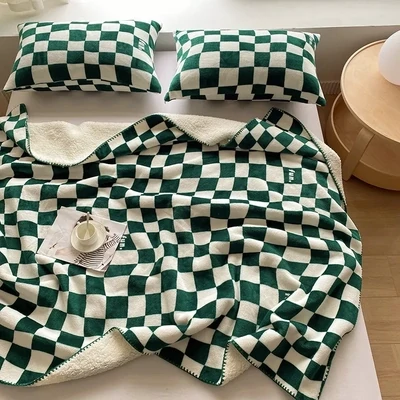Retro Checkerboard Blanket Lamb Fleece Autumn Winter Warm Fleece Blanket