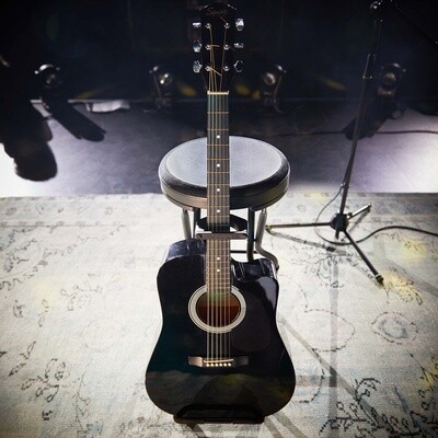 GR-GFGSEAT1 Musician Seat with Guitar Stand