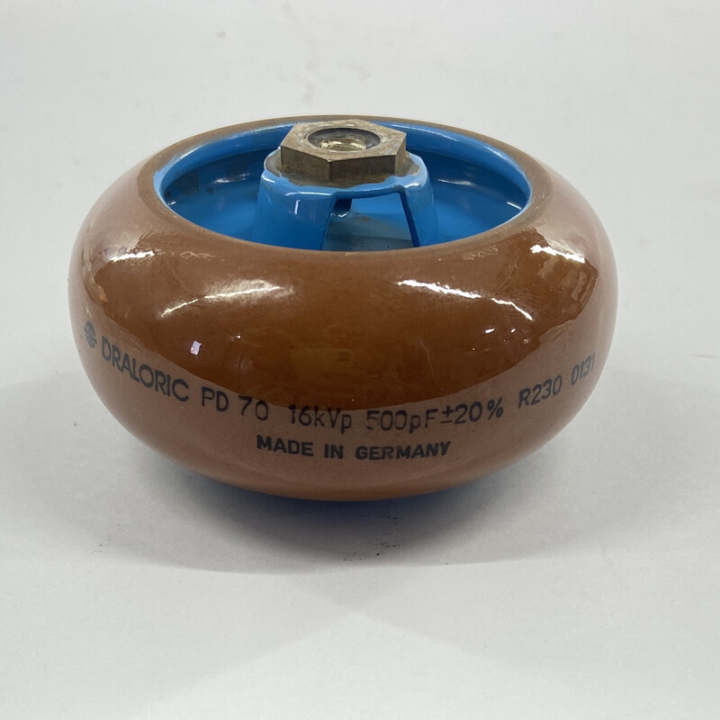 Capacitor 500pf 16kvp 20% pd70