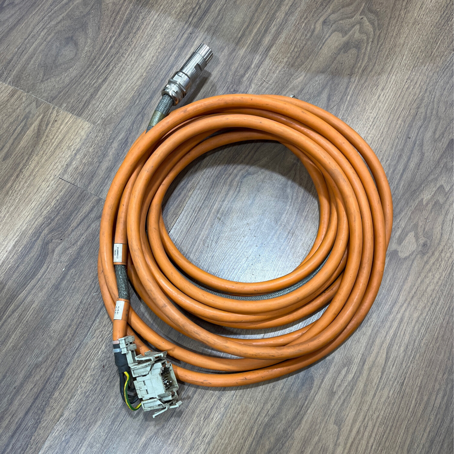 Resonator Cable
