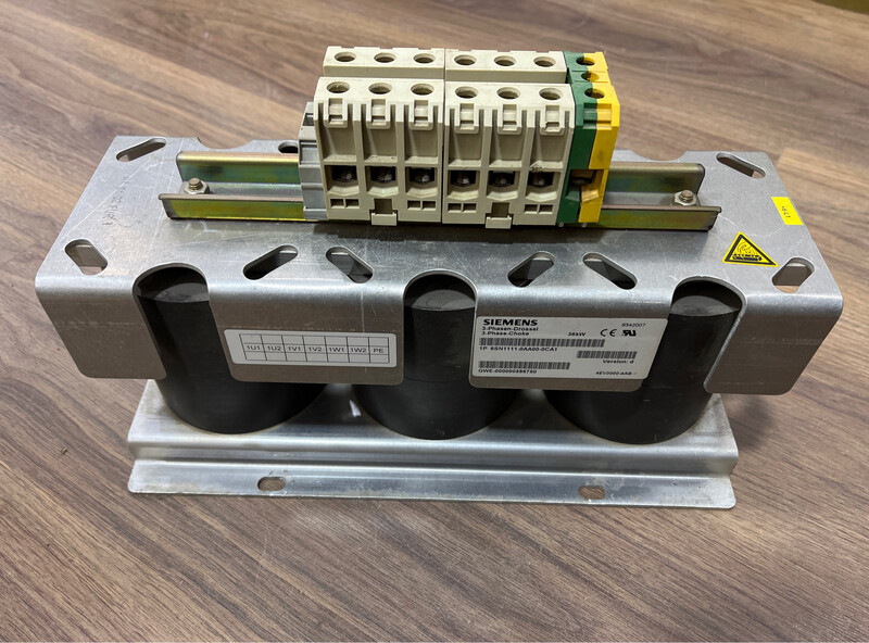 SIEMENS 6SN1111-0AA00-0CA1
