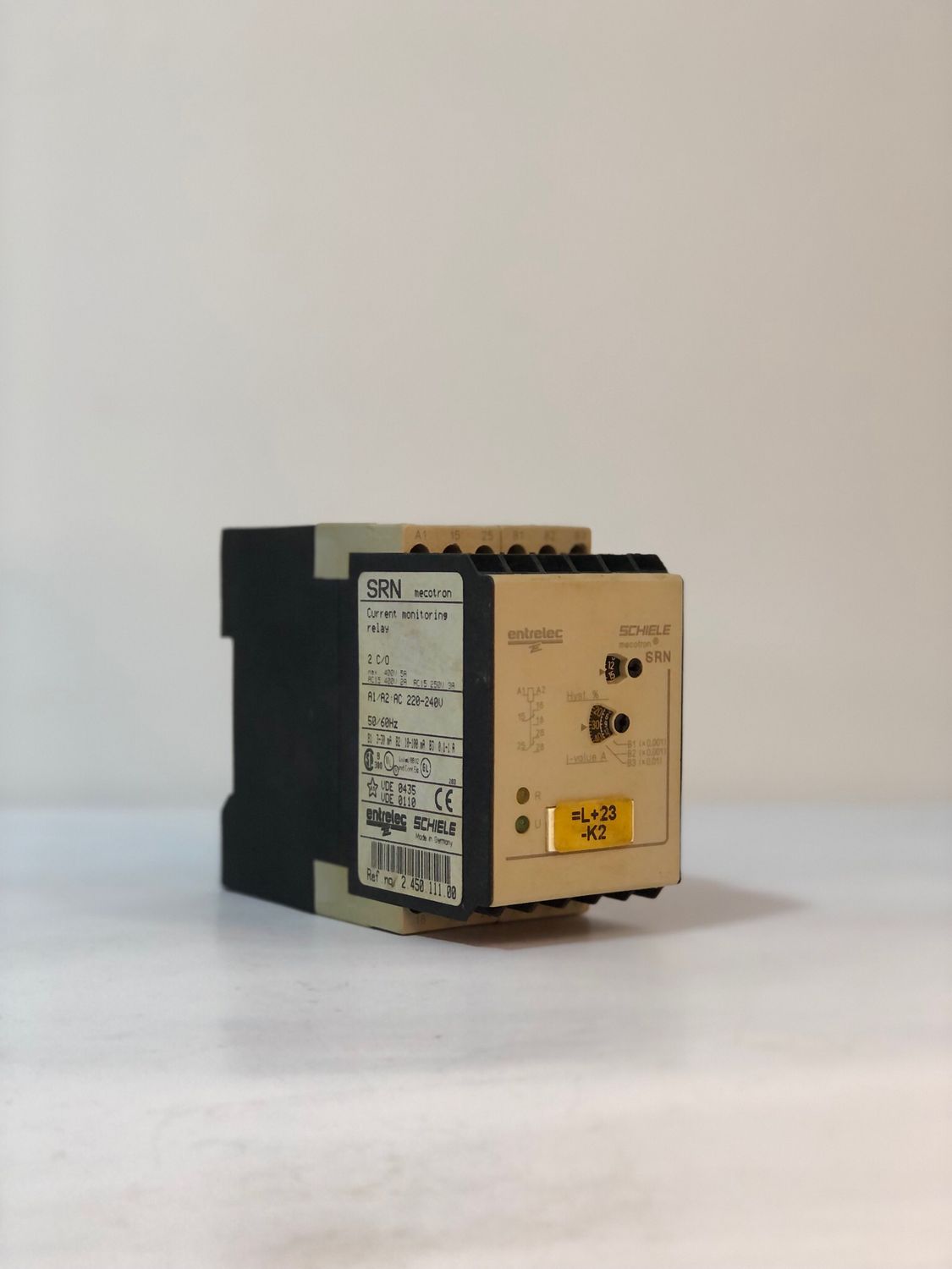 Entrelec 2.450.111.00 Current Monitoring Relay 2C/O 220-240VAC/DC USED