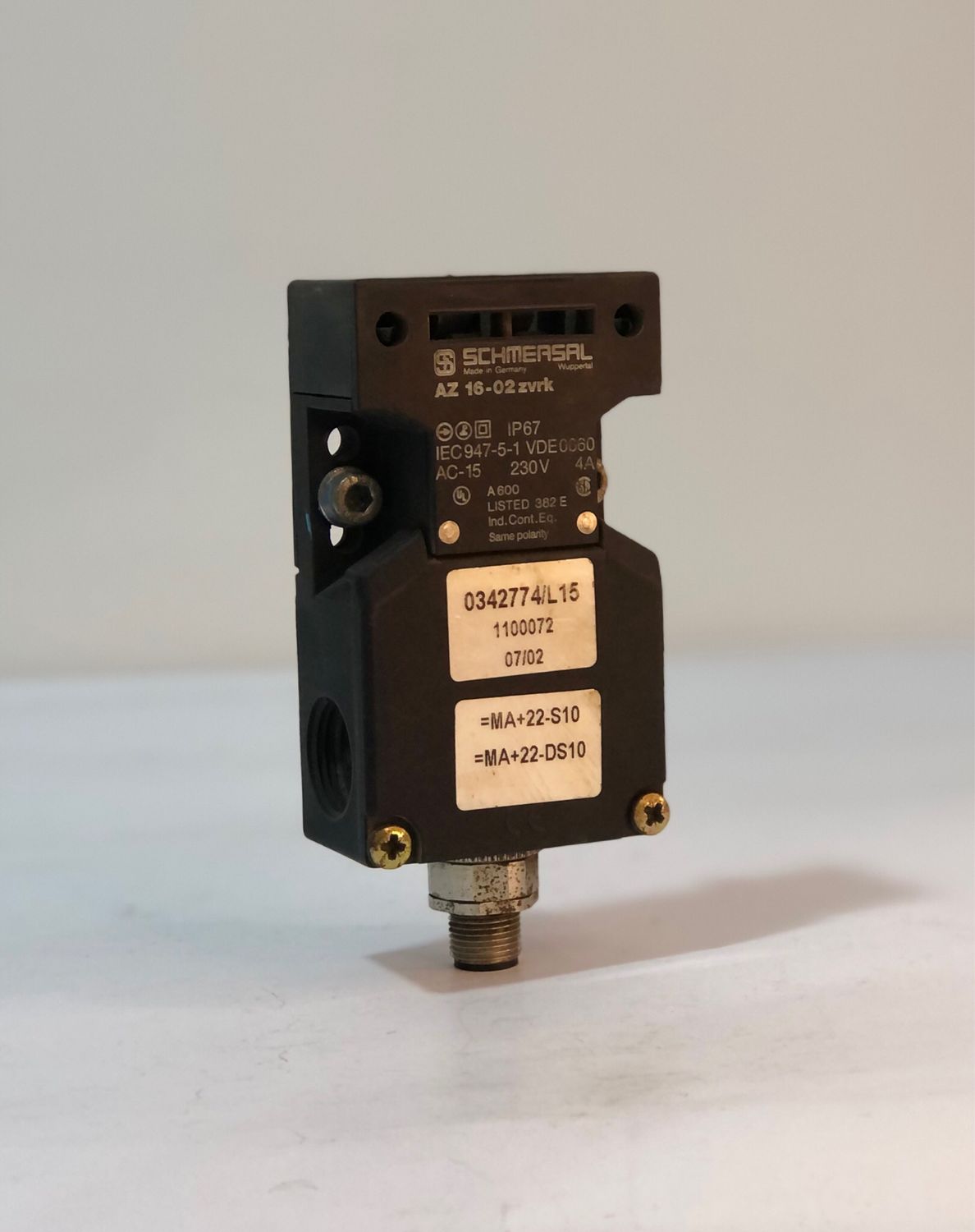 SCHMERSAL AZ 16-02zvrk M20