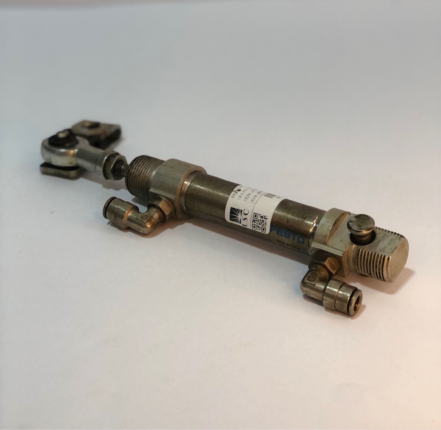 DOUBLE-ACTING CYLINDER DSN-20-40-P FESTO DSN-20-40-P 5067 BN08