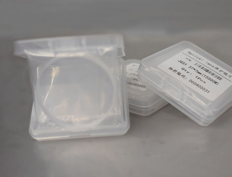 Protective Lens 37X7mm, 15kw, JGS1