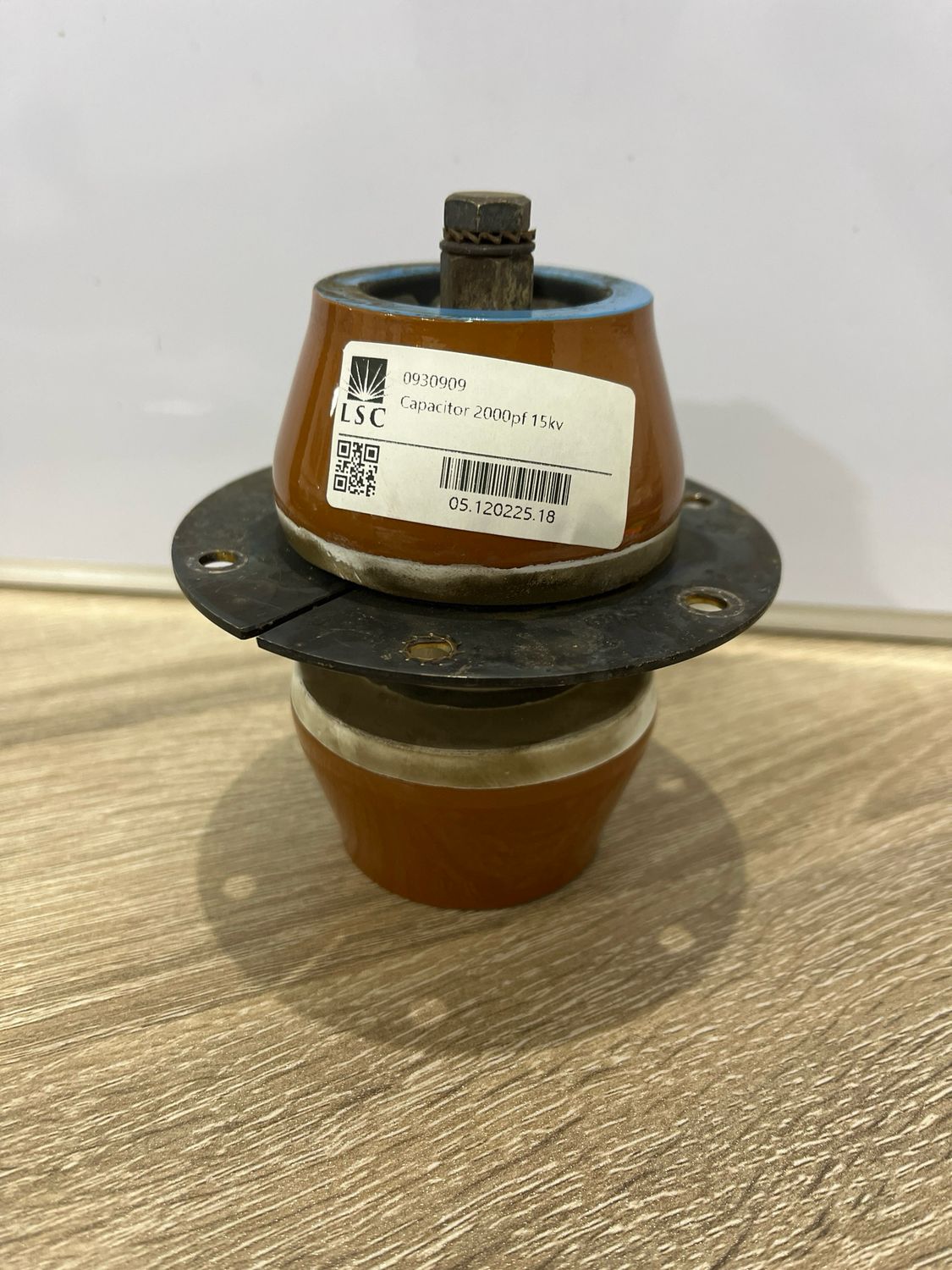 Capacitor 2000pf 15kv