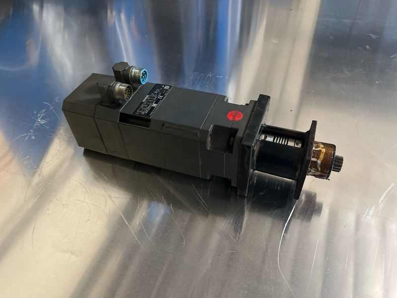 SIEMENS 3~ Motor 1FT6041-4AK71-4AL0-Z