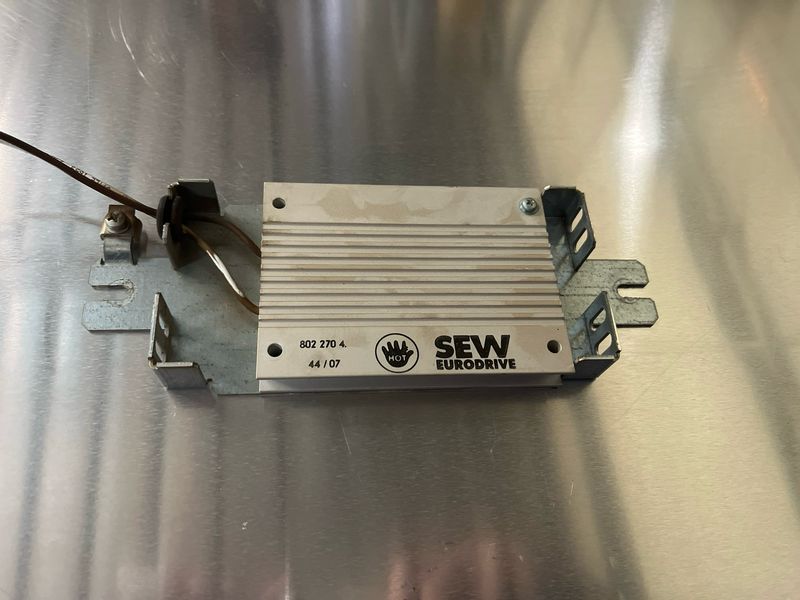 SEW 8262675 BW 200-003 200Ohm/250W