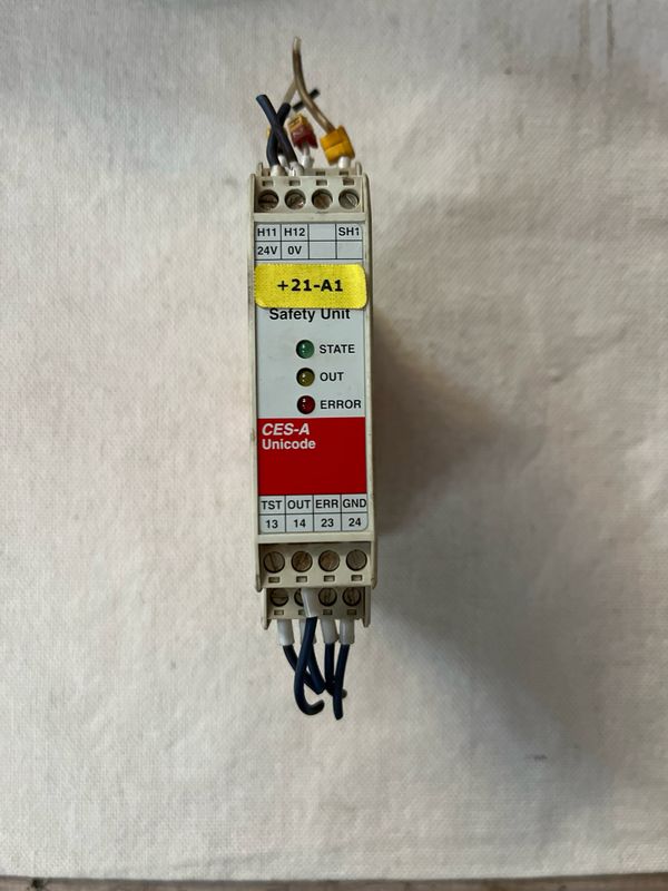 EUCHNER Safety Unit CES-A-ABA-01 ID NR. 071850