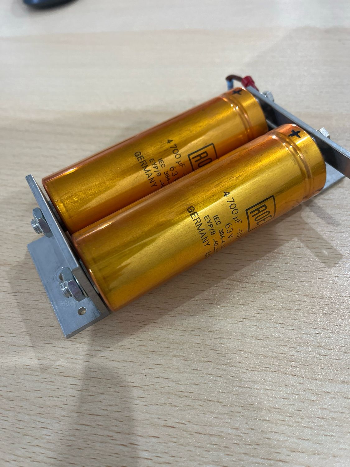 ROE Capacitor 4700 µF -10/+30% 63V-