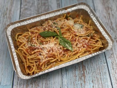3 portions Spaghetti in Tomato & Basil Sauce.