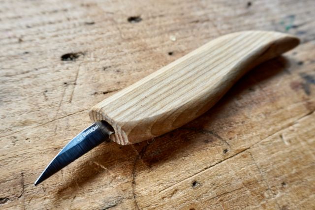 2 Couteaux à Sculpter Bois – Klotzli – Fabrication Suisse (occasion)