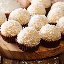 Coconut Truffles - Beijinho - 30uni