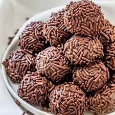 Chocolate truffles - Brigadeiro - 100uni