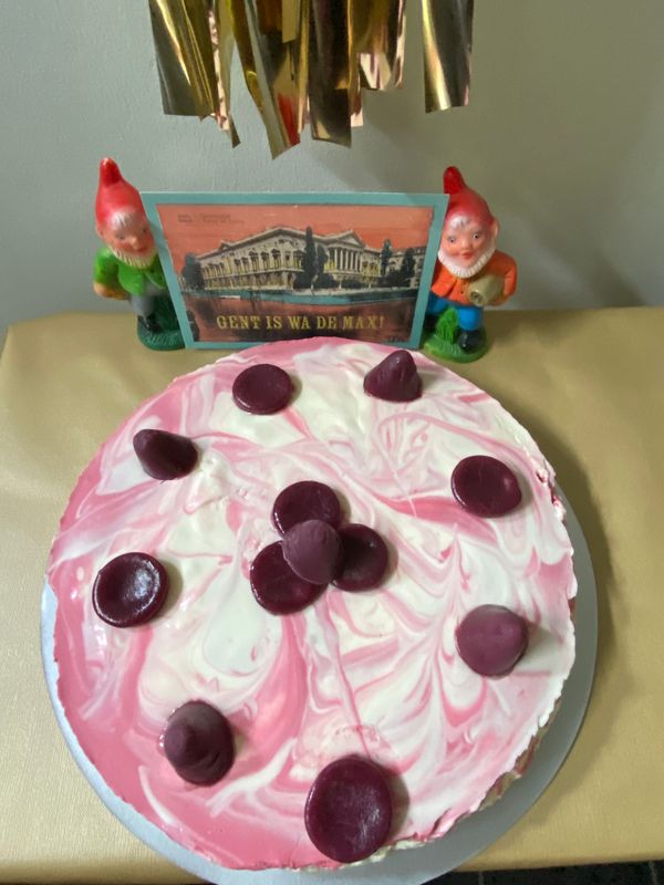 Monique's cuberdon cheesecake (no-bake)