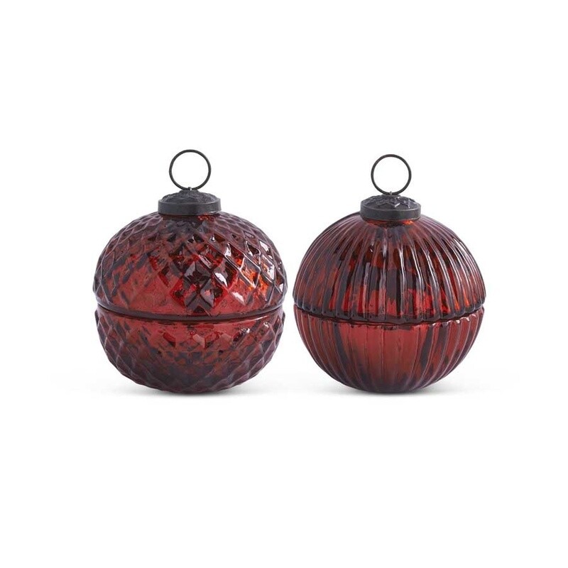 Red Ornament Candle Small - 2.8 oz