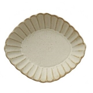 Scalloped Stoneware Dish, Shape: Diamond