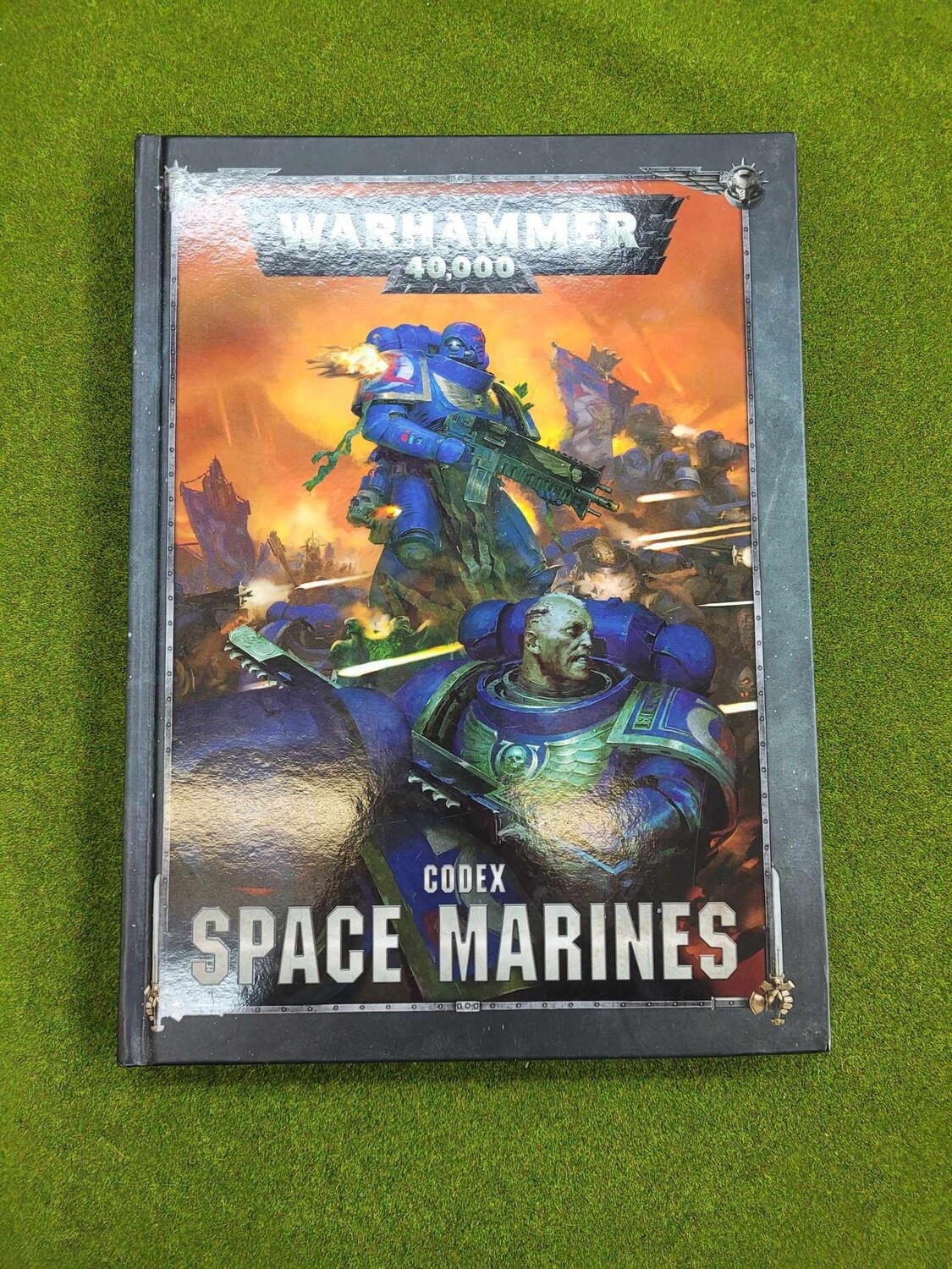 Warhammer 40k: 8th Edition - Space Marines Codex