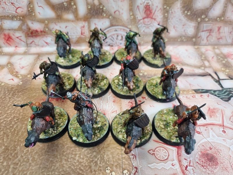 MESBG: Warg Riders (x4 Sword/Shield, x4 Spear/Shield, x4 Bow)