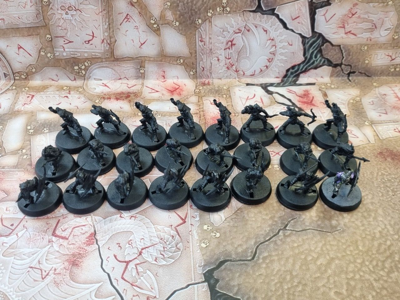 MESBG: Moria Goblins (x8 Sword/Shield, x8 Spear, x8 Bow)