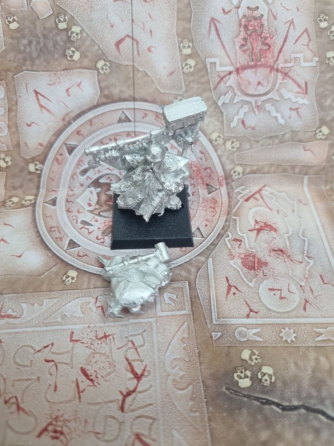 The Old World: Dwarf Engineer 3 (Metal)