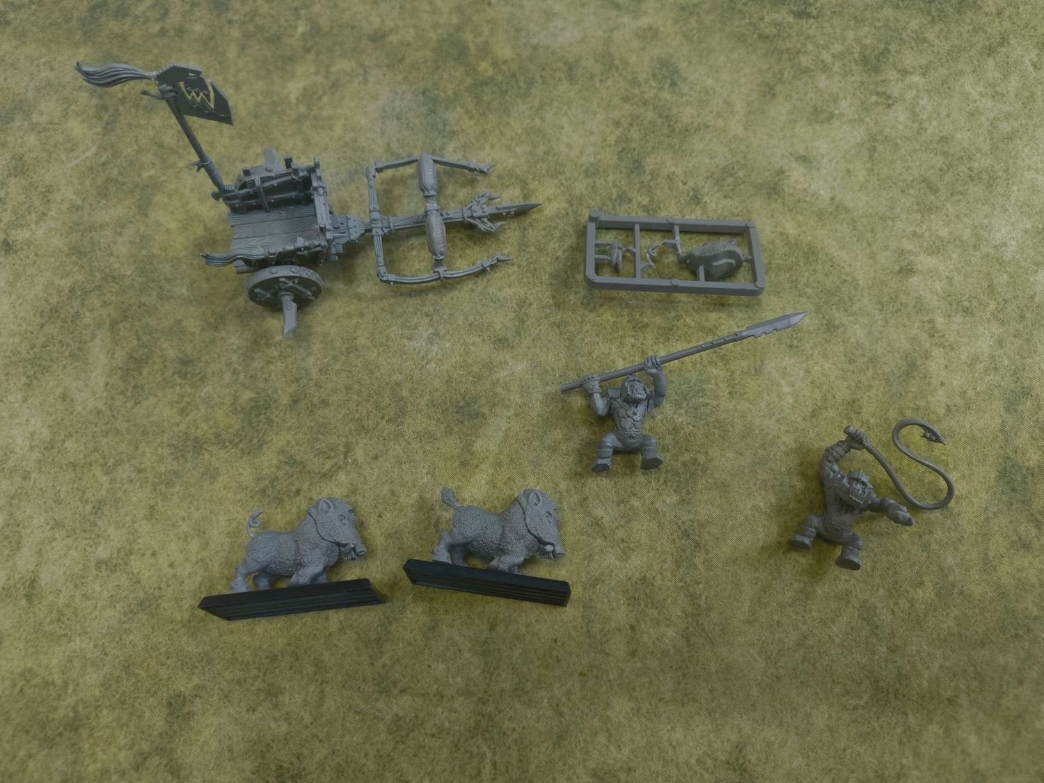 Warhammer Fantasy Battles: Orc Boar Chariot