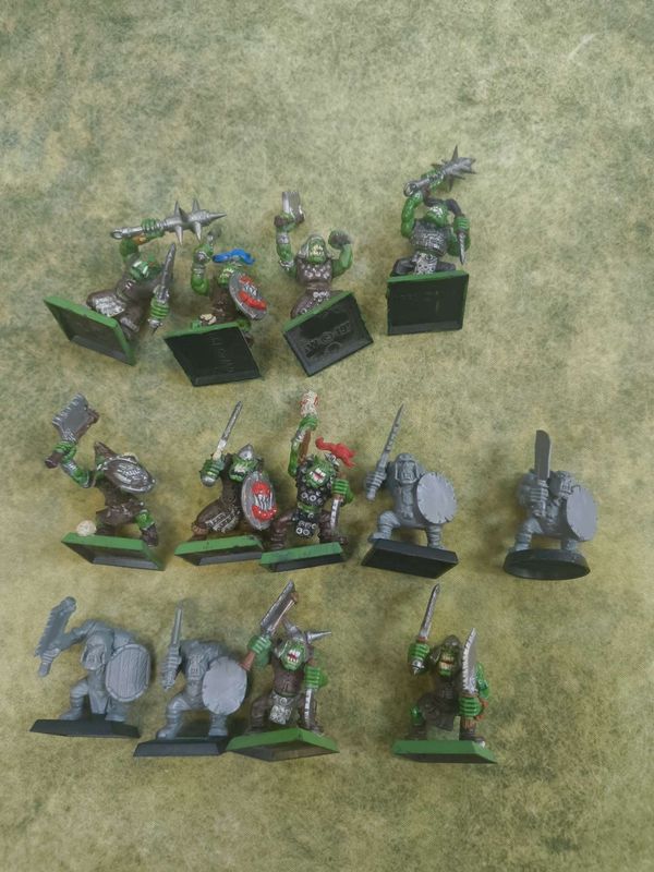 Warhammer Fantasy Battles: Orc Boyz (x13)