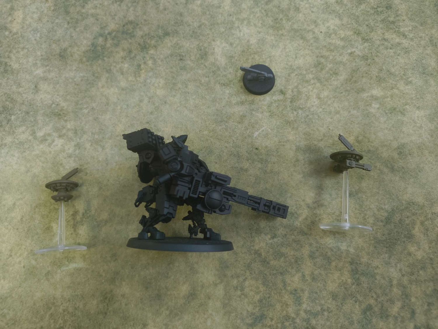 T&#39;au Empire: XV88 Broadside Battlesuit