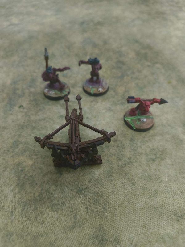 Warhammer Fantasy Battles: Goblin Bolt Throwa (Finecast)