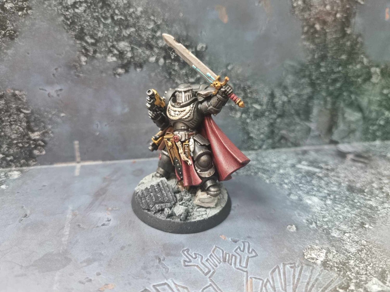 Iron Warriors 30k Praetor with Sword