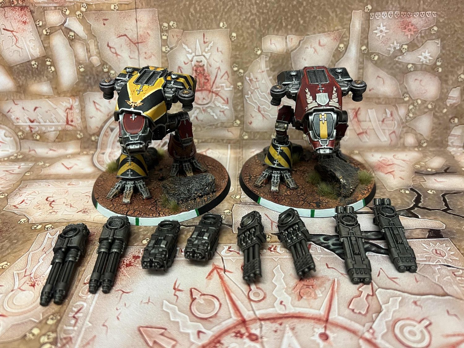 Adeptus Titanicus: Warhound Titans