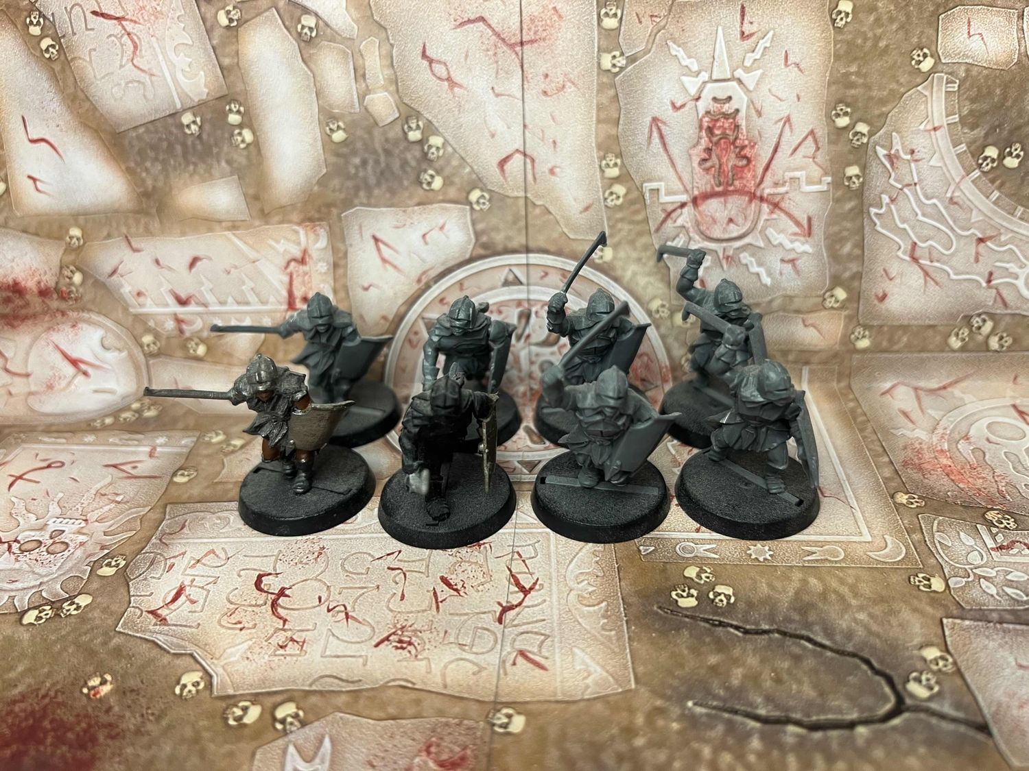 Isengard: Uruk-Hai Scouts (x8)