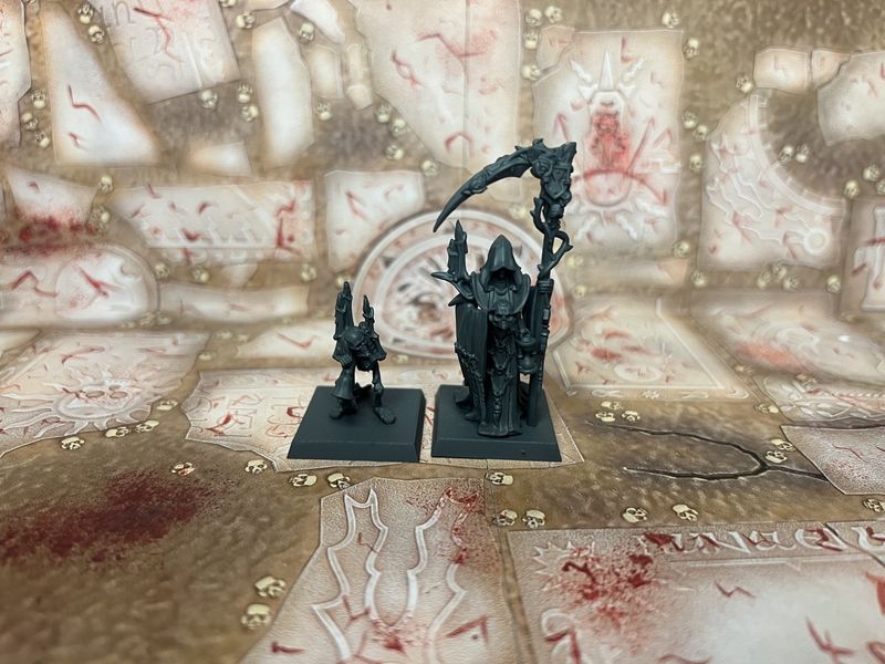 Empire of Man: Necromancer Wizard and Familiar (Forgeworld)