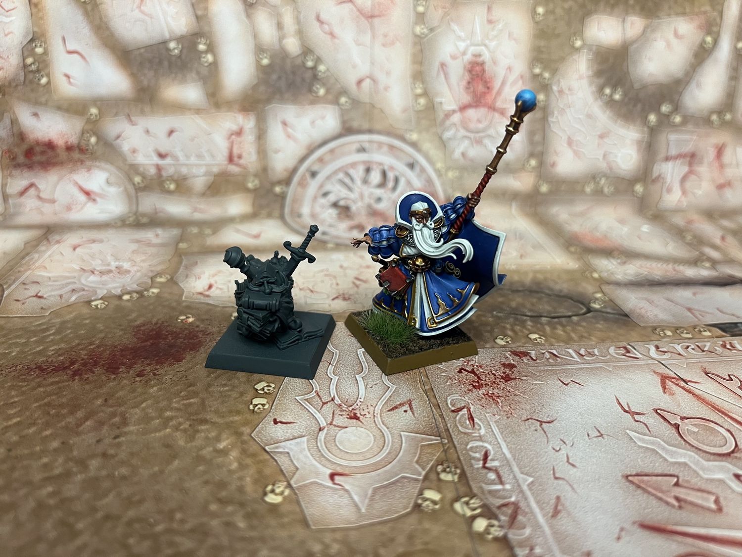 Empire of Man: Battle Wizard and Familiar (Forgeworld)