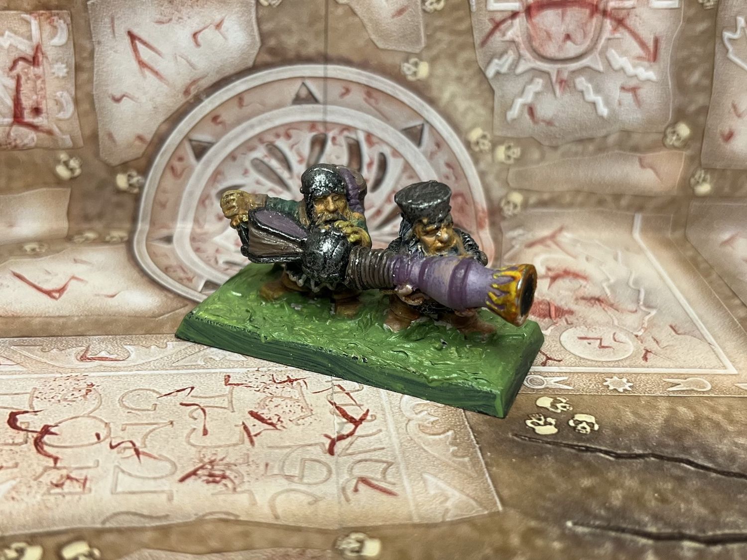 Dwarfen Mountain Holds: Fire thrower