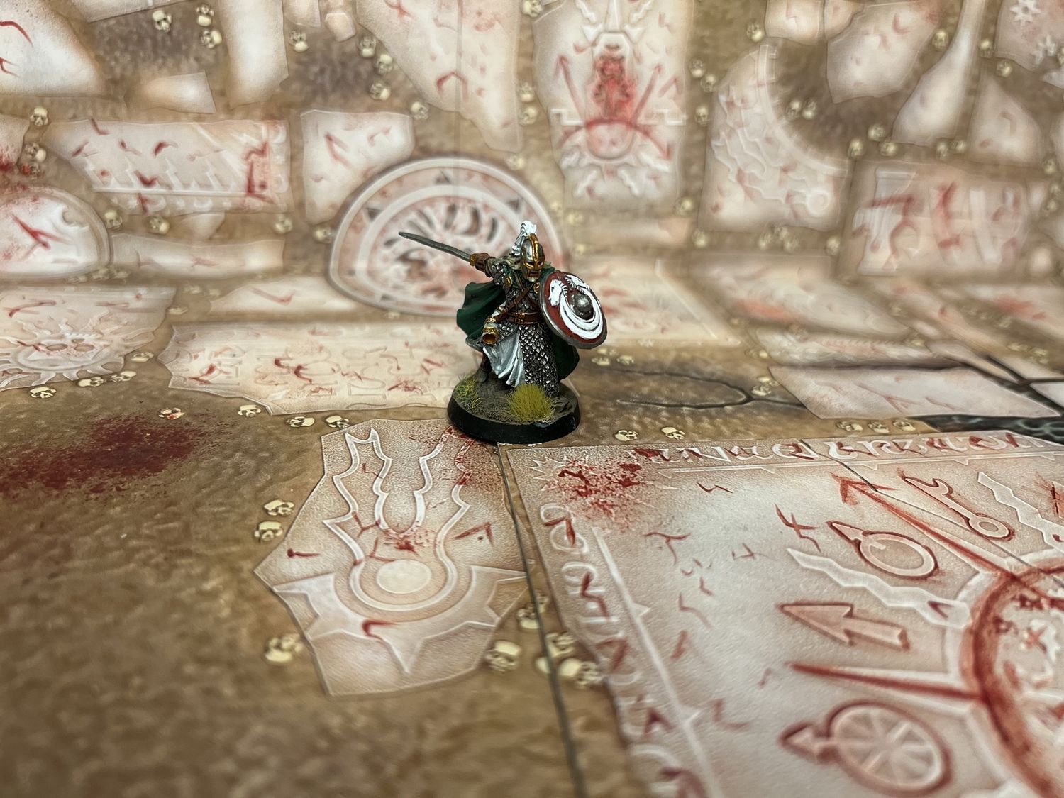 Kingdom of Rohan: Erkenbrand on foot