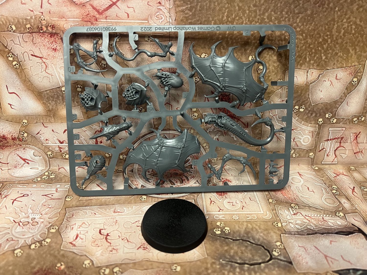 Tyranids: Parasite of Mortrex (On sprue)