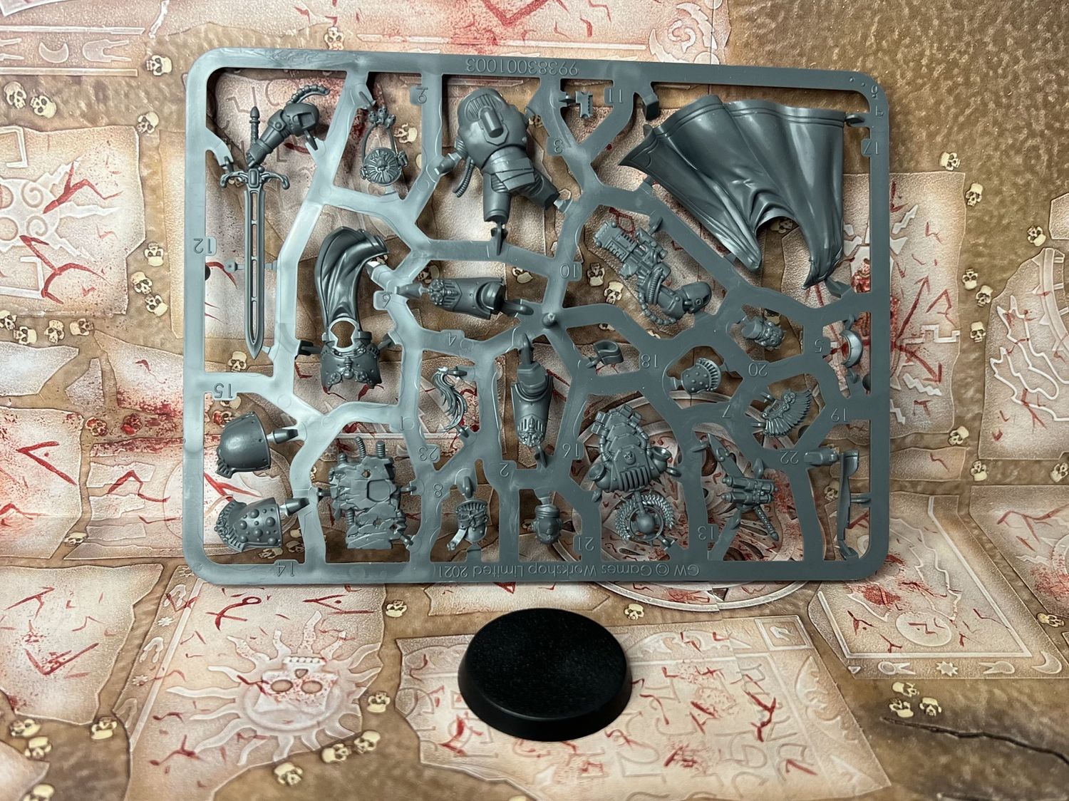 Horus Heresy: Praetor with Sword