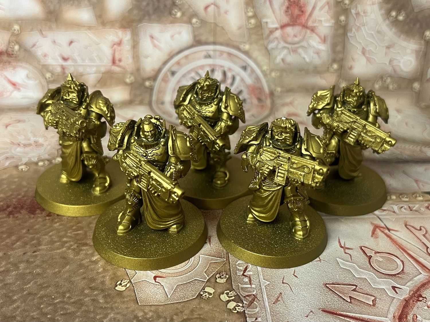Adeptus Custodes: Sagitarrum guard, Name: Gold Primed