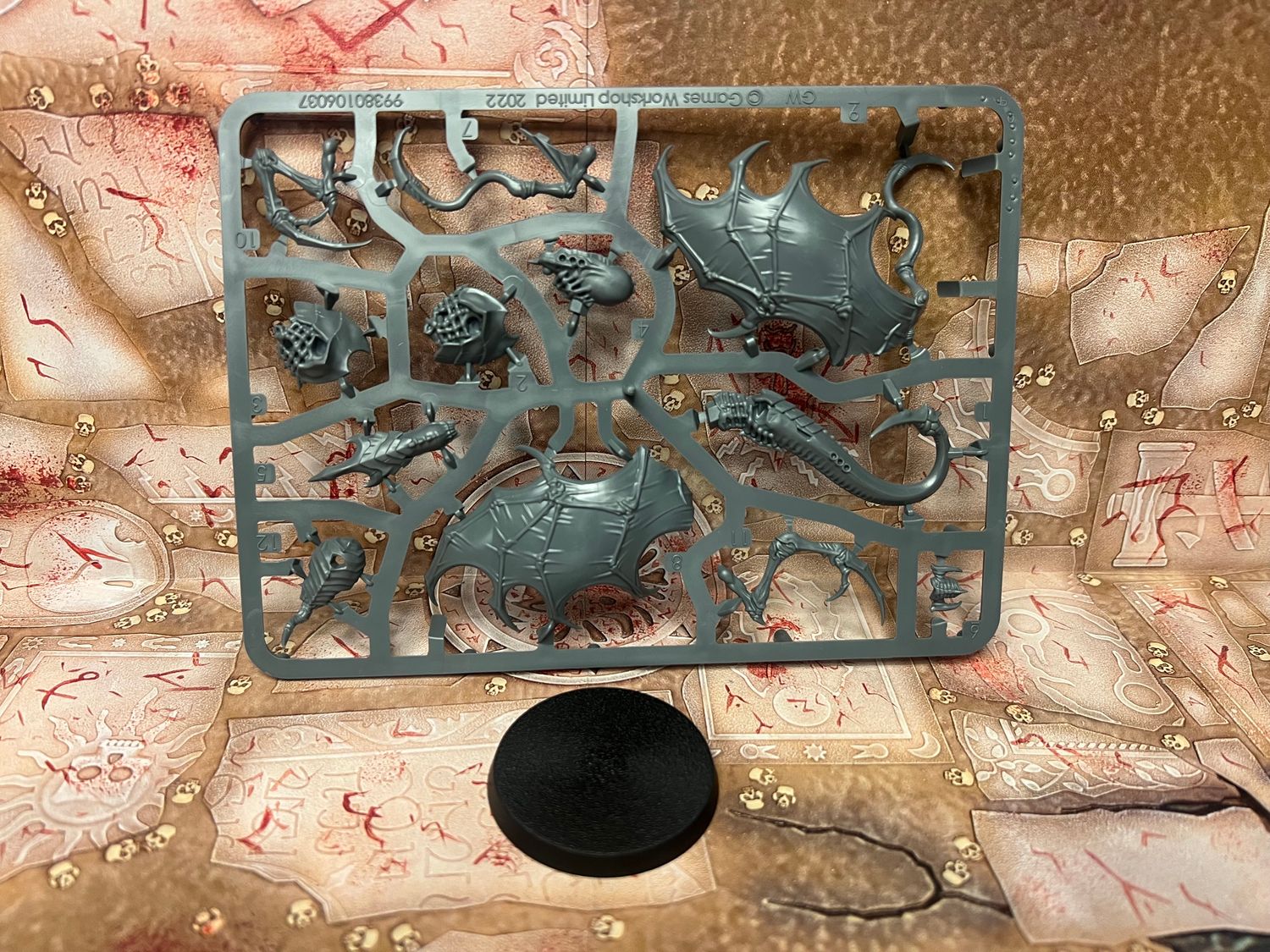 Tyranids: the Parasite of Mortrex, Name: On sprue