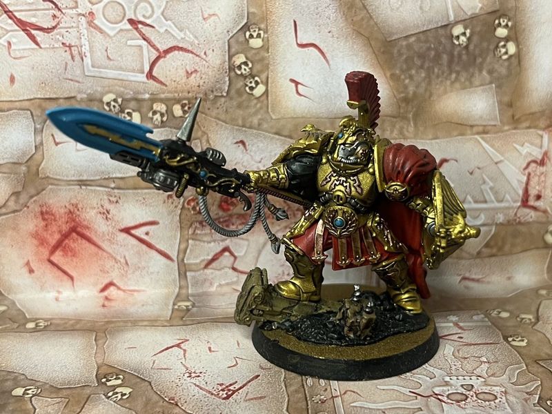 Adeptus Custodes: Shield-Captain