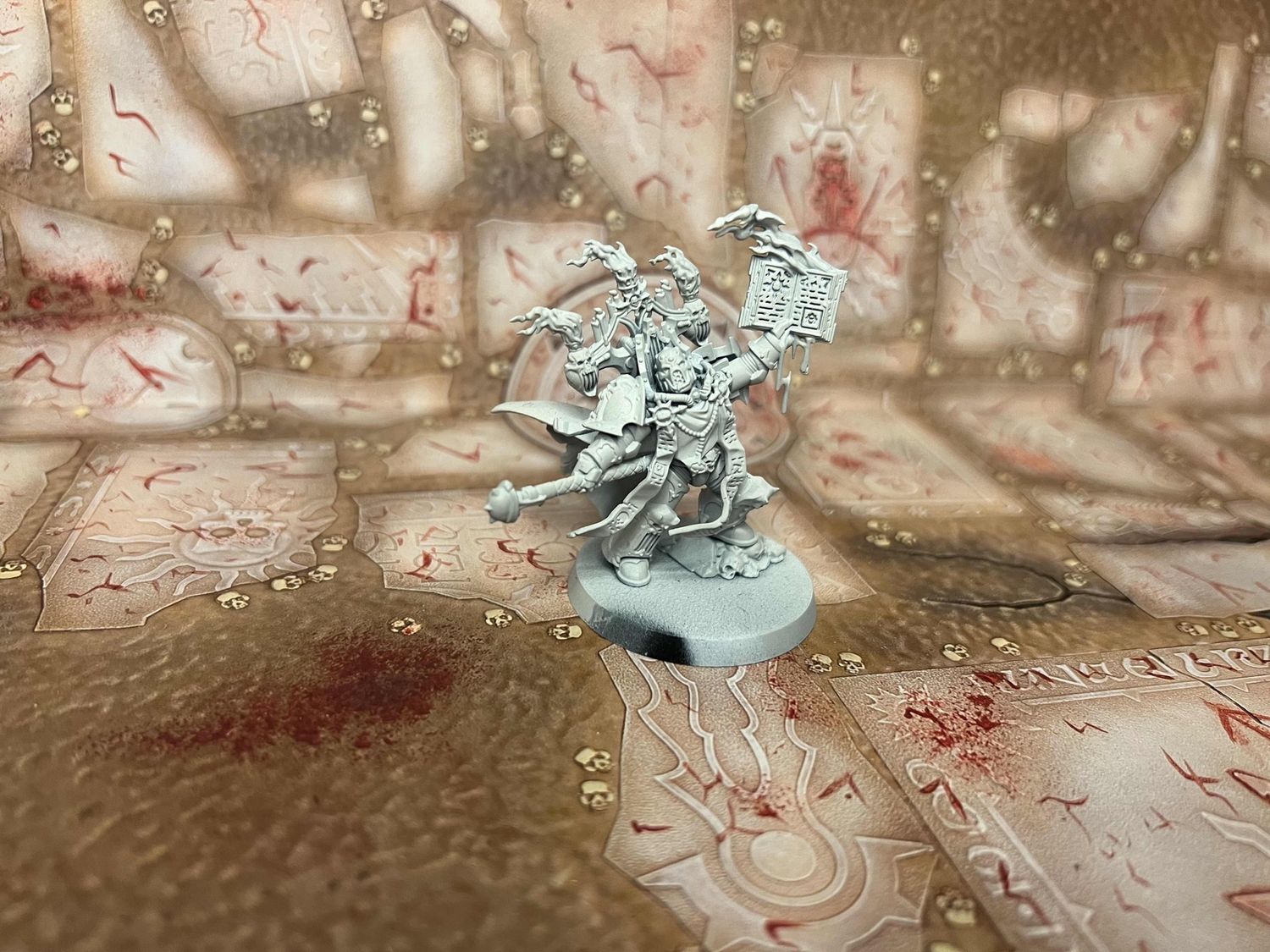 Chaos Space Marines: Dark Apostle (no disciples)