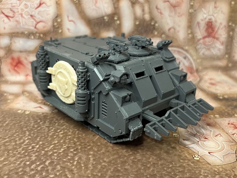 Horus Heresy: Deimos Rhino (Luna Wolves)